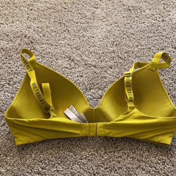 T-shirt Lightly Lined Wireless Bra - Picture 3 of 4